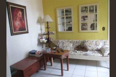 Casa à venda com 100m², 2 quartos e 5 vagas