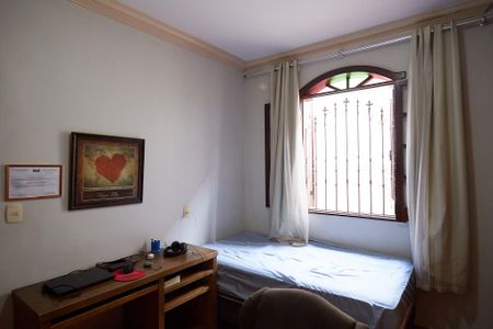 Casa à venda com 175m², 3 quartos e 3 vagas Casa à venda com 175m², 3 quartos e 3 vagasQuarto 3