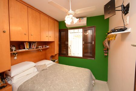 Casa à venda com 220m², 3 quartos e 2 vagasQuarto 1