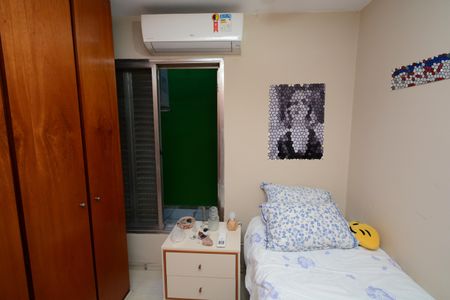 Casa à venda com 220m², 3 quartos e 2 vagasQuarto 2