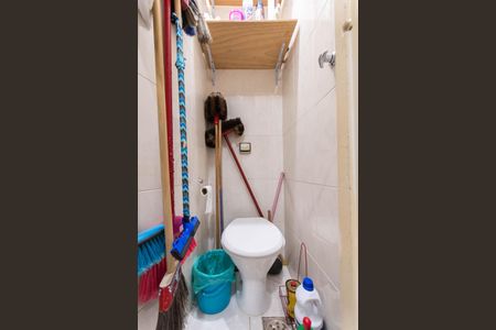 Apartamento à venda com 48m², 1 quarto e sem vagaBanheiro de serviço