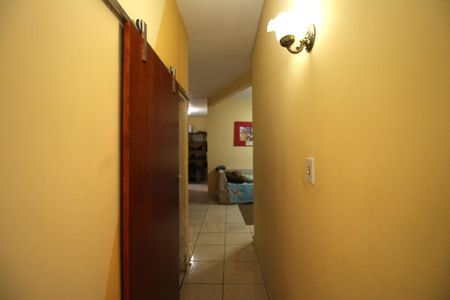 Casa à venda com 160m², 2 quartos e sem vagaCorredor