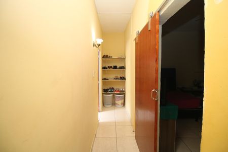 Casa à venda com 160m², 2 quartos e sem vagaCorredor