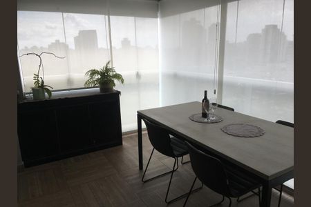 Apartamento à venda com 65m², 2 quartos e 1 vaga Apartamento à venda com 65m², 2 quartos e 1 vagaSala
