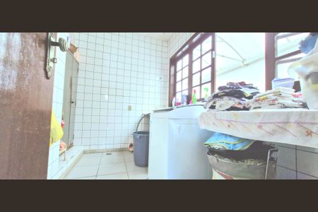 Casa para alugar com 415m², 5 quartos e 2 vagasÁrea de serviço