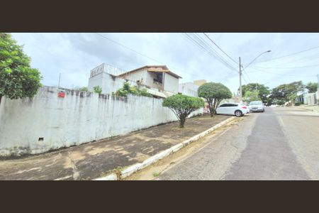 Casa para alugar com 415m², 5 quartos e 2 vagasFachada