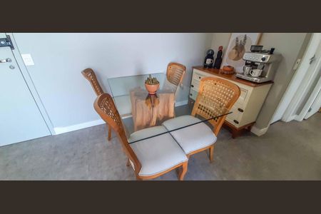 Apartamento à venda com 57m², 2 quartos e 1 vagaSala