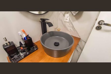 Apartamento à venda com 57m², 2 quartos e 1 vagaBanheiro da Suíte