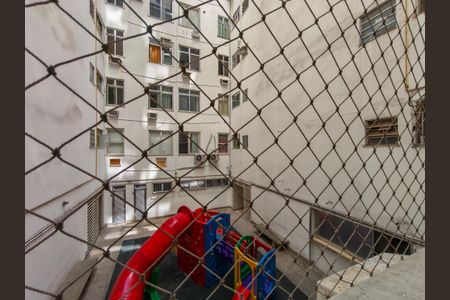 Apartamento à venda com 90m², 2 quartos e 1 vaga Apartamento à venda com 90m², 2 quartos e 1 vagaVista do Quarto 2