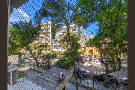 Apartamento à venda com 90m², 2 quartos e 1 vaga Apartamento à venda com 90m², 2 quartos e 1 vagaVista da Sala