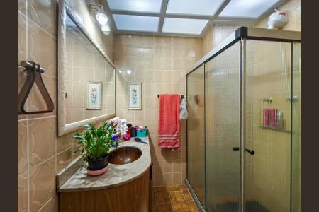 Apartamento à venda com 90m², 2 quartos e 1 vaga Apartamento à venda com 90m², 2 quartos e 1 vagaBanheiro Corredor 2