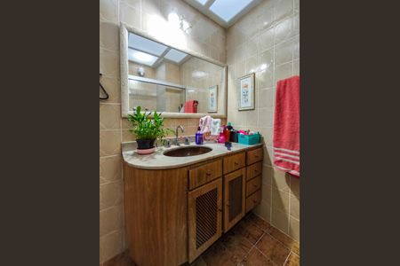 Apartamento à venda com 90m², 2 quartos e 1 vaga Apartamento à venda com 90m², 2 quartos e 1 vagaBanheiro Corredor 2