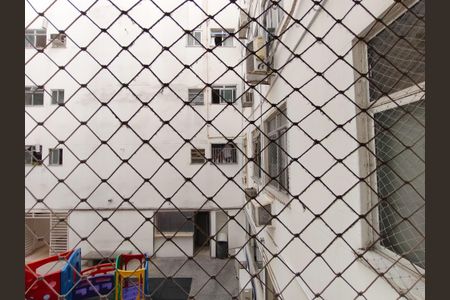 Apartamento à venda com 90m², 2 quartos e 1 vaga Apartamento à venda com 90m², 2 quartos e 1 vagaCozinha e Área de Serviço