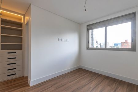 Apartamento à venda com 66m², 2 quartos e 3 vagas Apartamento à venda com 66m², 2 quartos e 3 vagasSuíte 1