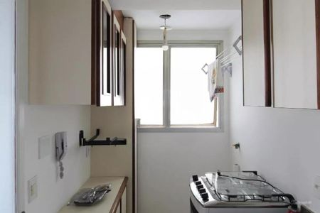 Apartamento à venda com 58m², 1 quarto e 1 vagaFoto 01