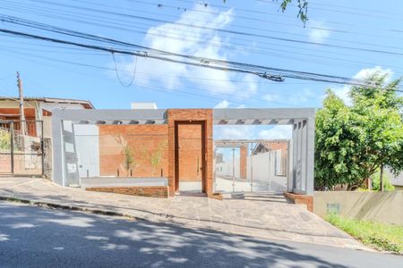 Casa de condomínio à venda com 63m², 2 quartos e 1 vaga Casa de condomínio à venda com 63m², 2 quartos e 1 vagaFachada