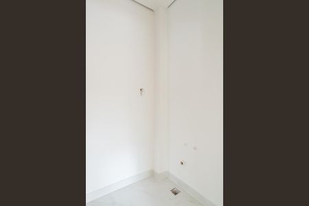 Casa de condomínio à venda com 63m², 2 quartos e 1 vaga Casa de condomínio à venda com 63m², 2 quartos e 1 vagaBanheiro da Suíte