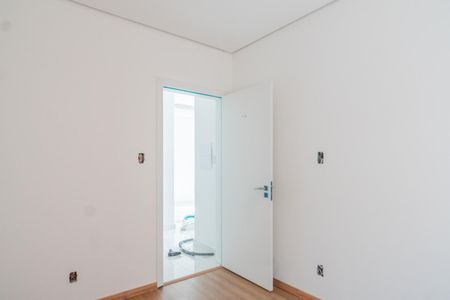 Casa de condomínio à venda com 63m², 2 quartos e 1 vaga Casa de condomínio à venda com 63m², 2 quartos e 1 vagaQuarto 1