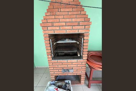 Casa à venda com 163m², 2 quartos e 2 vagas Casa à venda com 163m², 2 quartos e 2 vagasÁrea Externa