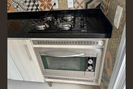 Casa de condomínio à venda com 130m², 3 quartos e 2 vagas