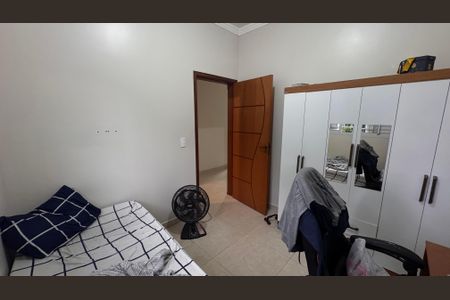 Casa à venda com 213m², 3 quartos e 7 vagas Casa à venda com 213m², 3 quartos e 7 vagasQuarto 3