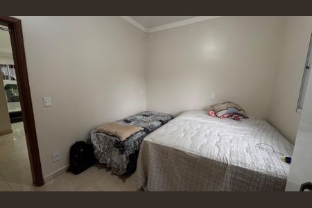 Casa à venda com 213m², 3 quartos e 7 vagas Casa à venda com 213m², 3 quartos e 7 vagasQuarto