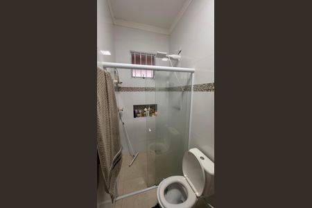 Casa à venda com 213m², 3 quartos e 7 vagas Casa à venda com 213m², 3 quartos e 7 vagasBanheiro/Quarto 1