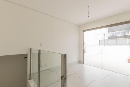 Apartamento à venda com 148m², 2 quartos e 4 vagas Apartamento à venda com 148m², 2 quartos e 4 vagasSala