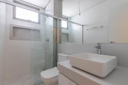 Apartamento à venda com 148m², 2 quartos e 4 vagas Apartamento à venda com 148m², 2 quartos e 4 vagasBanheiro