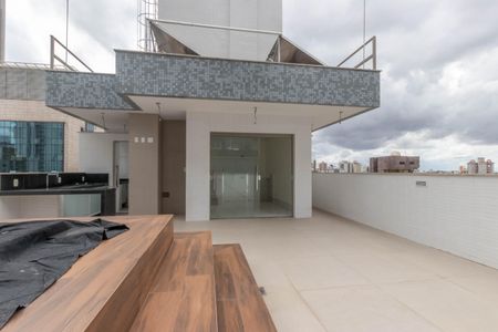 Apartamento à venda com 148m², 2 quartos e 4 vagas Apartamento à venda com 148m², 2 quartos e 4 vagasTerraço