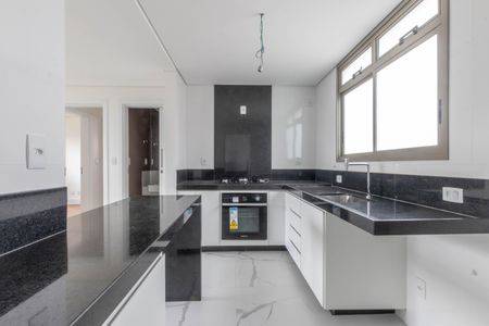 Apartamento à venda com 148m², 2 quartos e 4 vagas Apartamento à venda com 148m², 2 quartos e 4 vagasCozinha