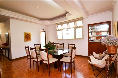 Casa para alugar com 314m², 7 quartos e 4 vagasSala de jantar