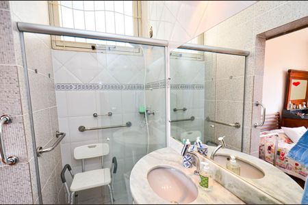 Casa para alugar com 314m², 7 quartos e 4 vagasBanheiro suite