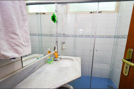 Casa para alugar com 314m², 7 quartos e 4 vagasBanheiro social