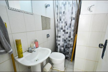 Casa para alugar com 314m², 7 quartos e 4 vagasBanheiro social