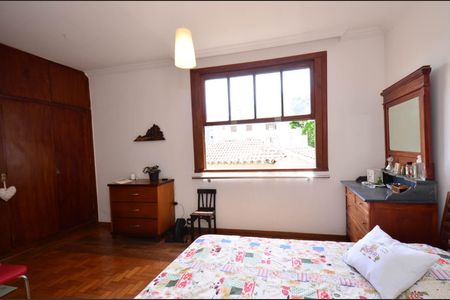 Casa para alugar com 314m², 7 quartos e 4 vagasQuarto3