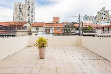 Casa à venda com 220m², 3 quartos e 2 vagas Casa à venda com 220m², 3 quartos e 2 vagasVaranda da Suíte 1