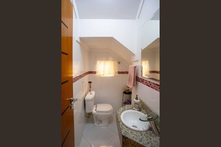 Casa à venda com 237m², 4 quartos e 5 vagasLavabo