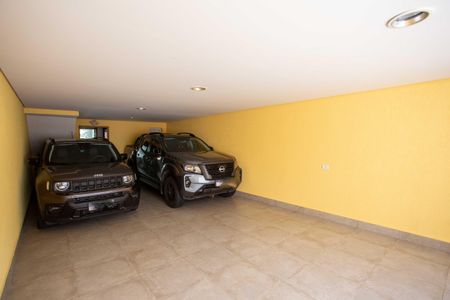 Casa à venda com 237m², 4 quartos e 5 vagasGaragem