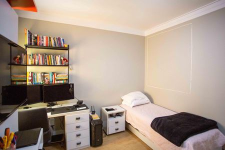 Casa à venda com 237m², 4 quartos e 5 vagasQuarto Suite 3