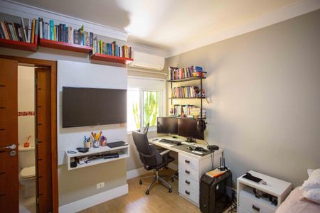 Casa à venda com 237m², 4 quartos e 5 vagasQuarto Suite 3