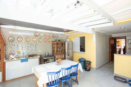 Casa à venda com 237m², 4 quartos e 5 vagasEspaço Gourmet