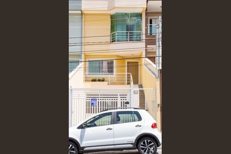 Casa à venda com 237m², 4 quartos e 5 vagasFachada