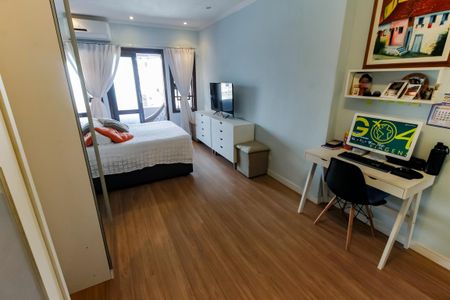 Casa à venda com 150m², 3 quartos e 1 vaga Casa à venda com 150m², 3 quartos e 1 vagaSuíte