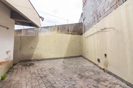 Casa à venda com 300m², 3 quartos e 6 vagas Casa à venda com 300m², 3 quartos e 6 vagasÁrea Gourmet