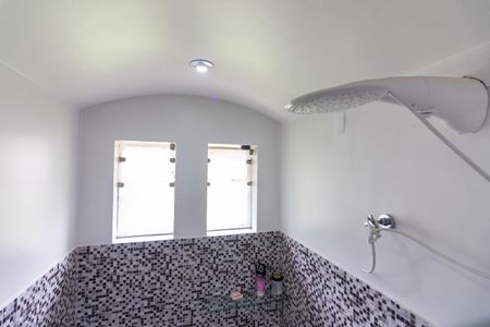 Casa à venda com 300m², 3 quartos e 6 vagas Casa à venda com 300m², 3 quartos e 6 vagasBanheiro