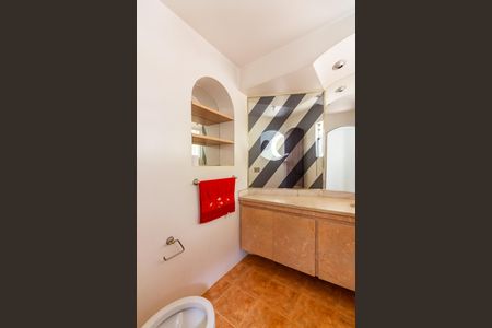 Casa à venda com 300m², 3 quartos e 6 vagas Casa à venda com 300m², 3 quartos e 6 vagasLavabo Sala