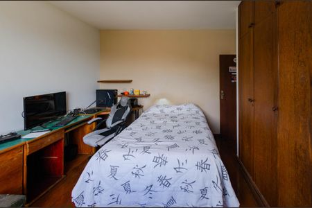 Casa à venda com 266m², 5 quartos e 4 vagas Casa à venda com 266m², 5 quartos e 4 vagasQuarto 3