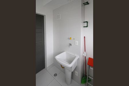 Apartamento para alugar com 121m², 3 quartos e 2 vagasÁrea de Serviço