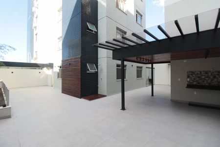 Apartamento à venda com 241m², 3 quartos e 2 vagasÁrea Privativa